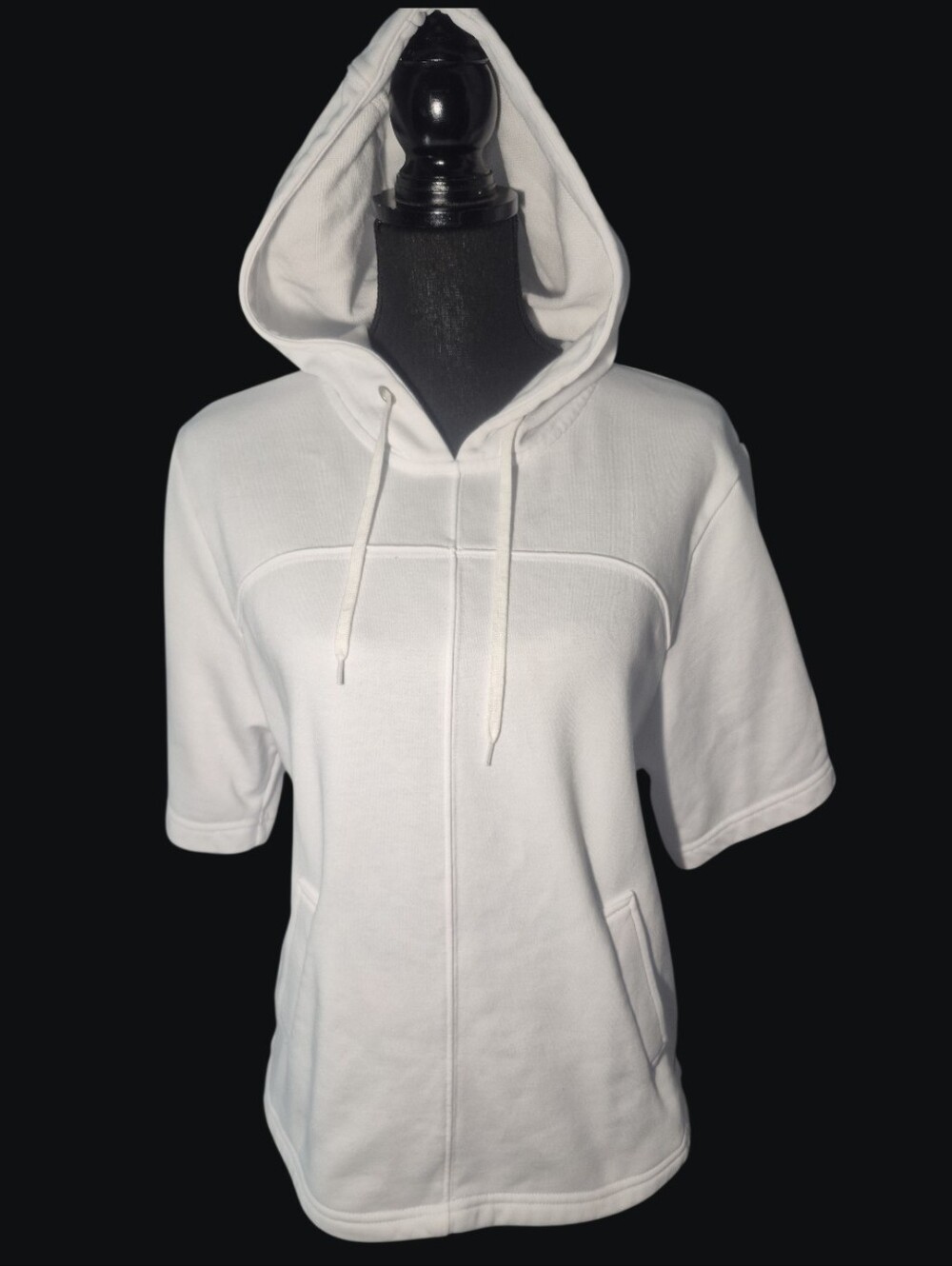 NWOTLija White Shrt Sleeve Pullover Hoodie Southern Hills Golf Embroidered Sz S